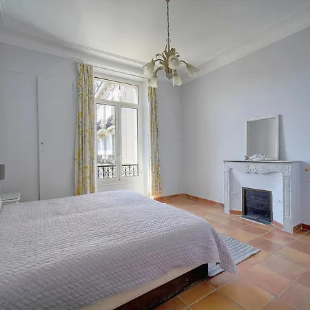 Lumineux 2 Chambres, Carre D'or-coeur De A2b196