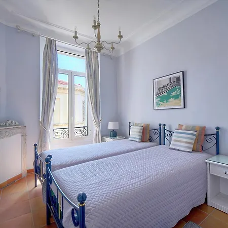 Lumineux 2 Chambres, Carre D'or-coeur De A2b196